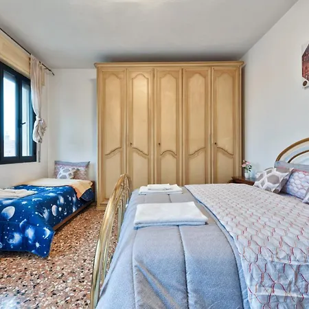 Easy Old Venice * Marghera