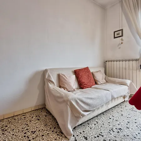 Easy Old City Apt Venice Apartment